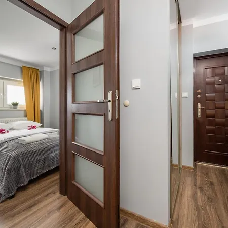 Market Square Corner Kuznicza By Renters Apartment *