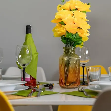 Market Square Corner Kuznicza By Renters Wroclaw