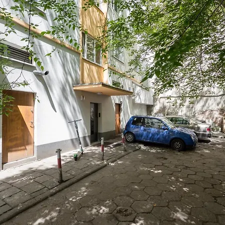 Market Square Corner Kuznicza By Renters